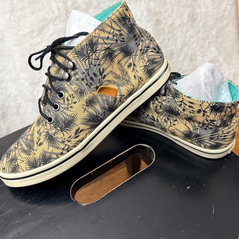 Vans Camryn Slim Palm Tree Womens US 6 Sneaker High-Top Lace up